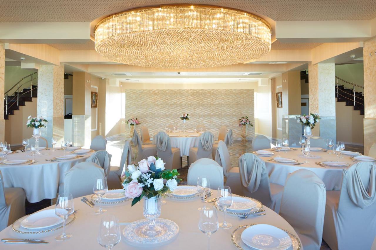 Planeta & Aquapark Free Access Hotel 5*