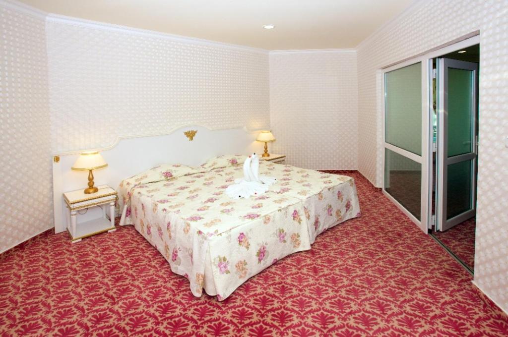 Hotel Planeta & Aquapark Free Access