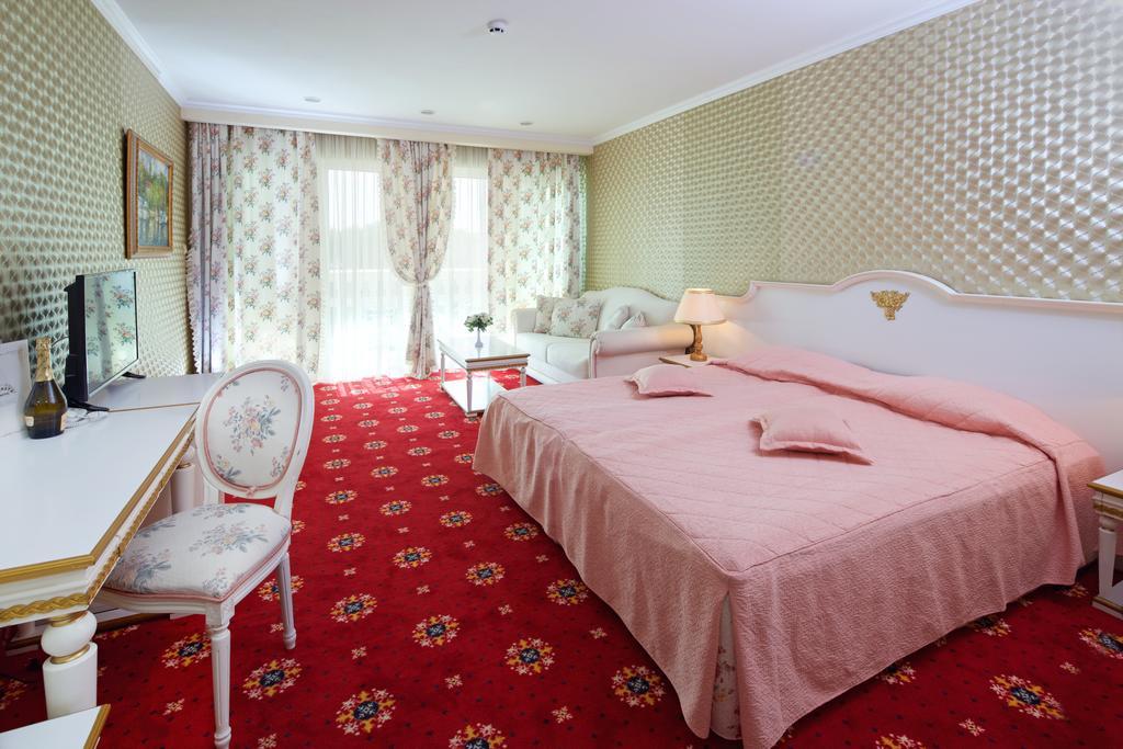 Hotel Planeta & Aquapark Free Access 5*