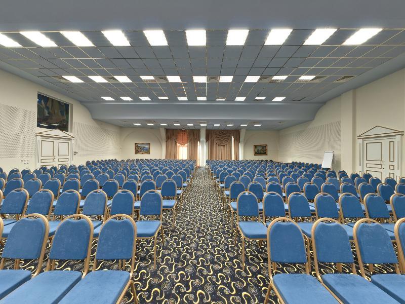 Planeta & Aquapark Free Access Hotel 5*