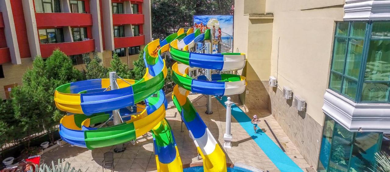 Planeta & Aquapark Free Access Hotel 5*